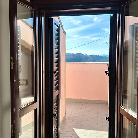 Senigallia, Pentalocale Comodo Ai Servizi - Se058 *